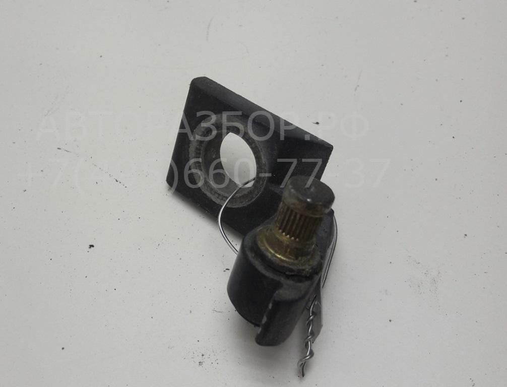 Петля двери