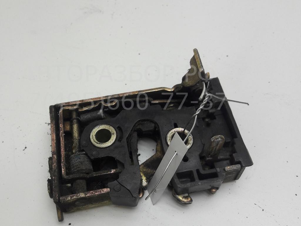 Замок двери задней правой