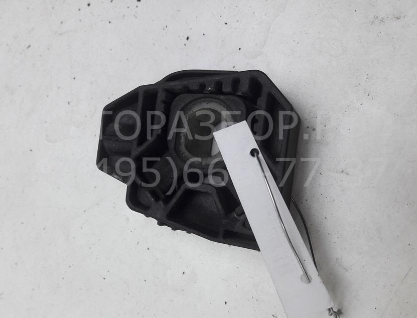 Кронштейн радиатора