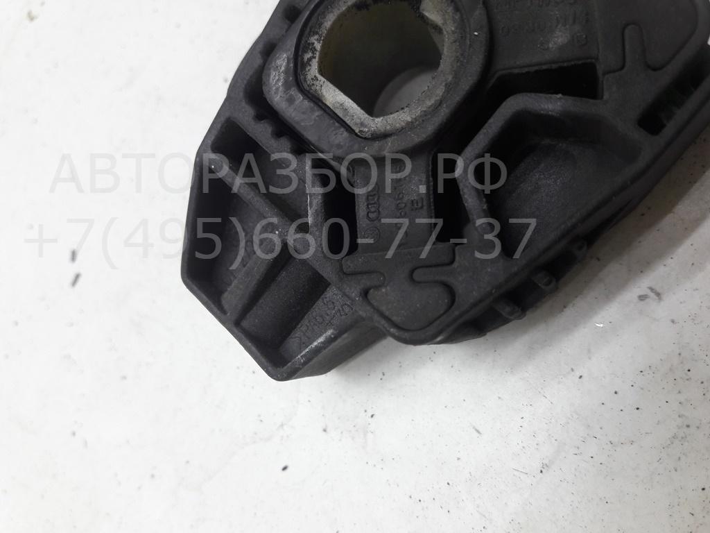 Кронштейн радиатора