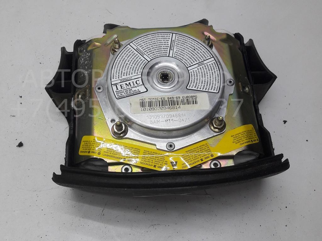 Подушка безопасности в рулевое колесо