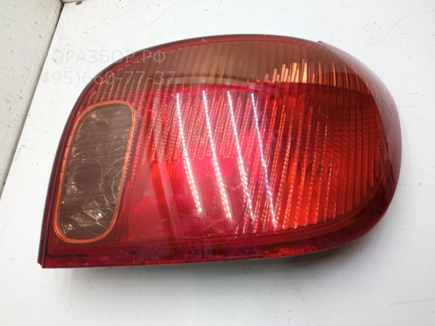 Фонарь задний правый