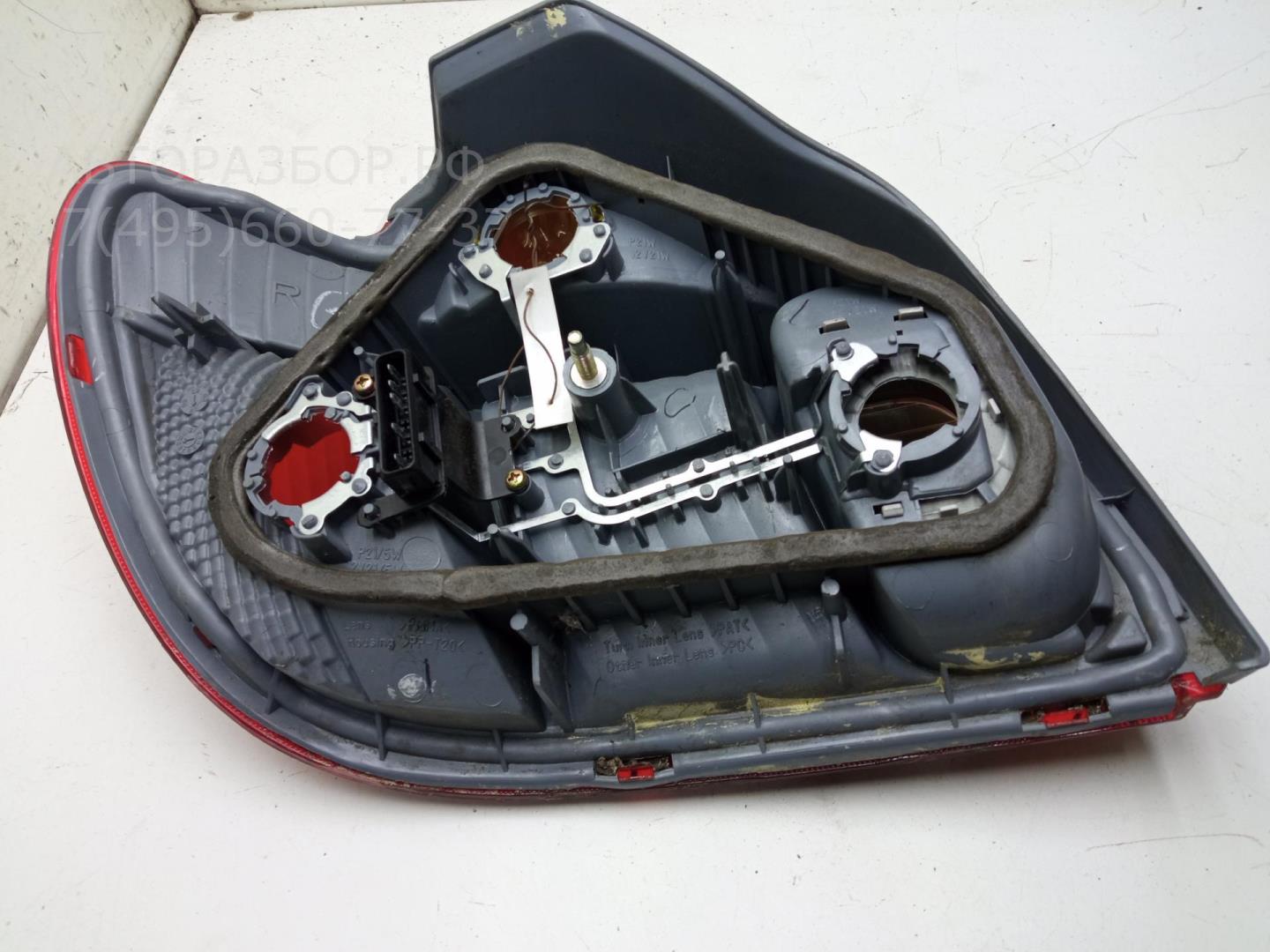 Фонарь задний правый