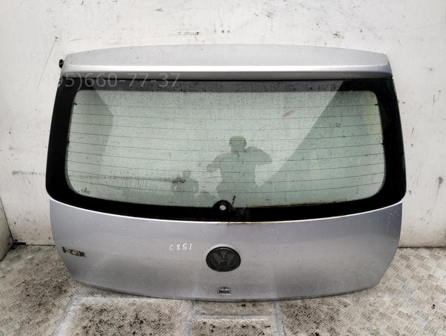 Дверь багажника