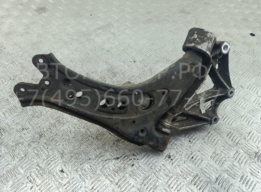Рычаг передний левый