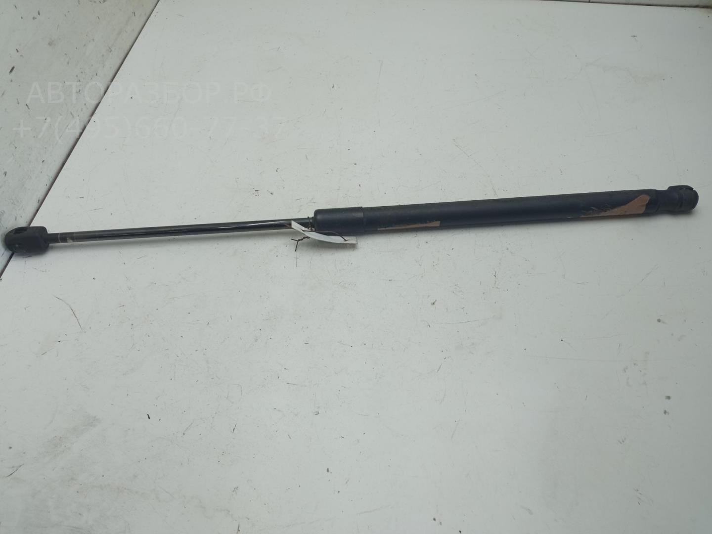 Амортизатор крышки багажника