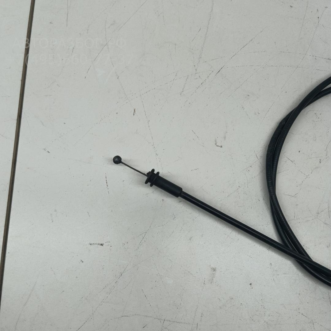 Трос открывания капота