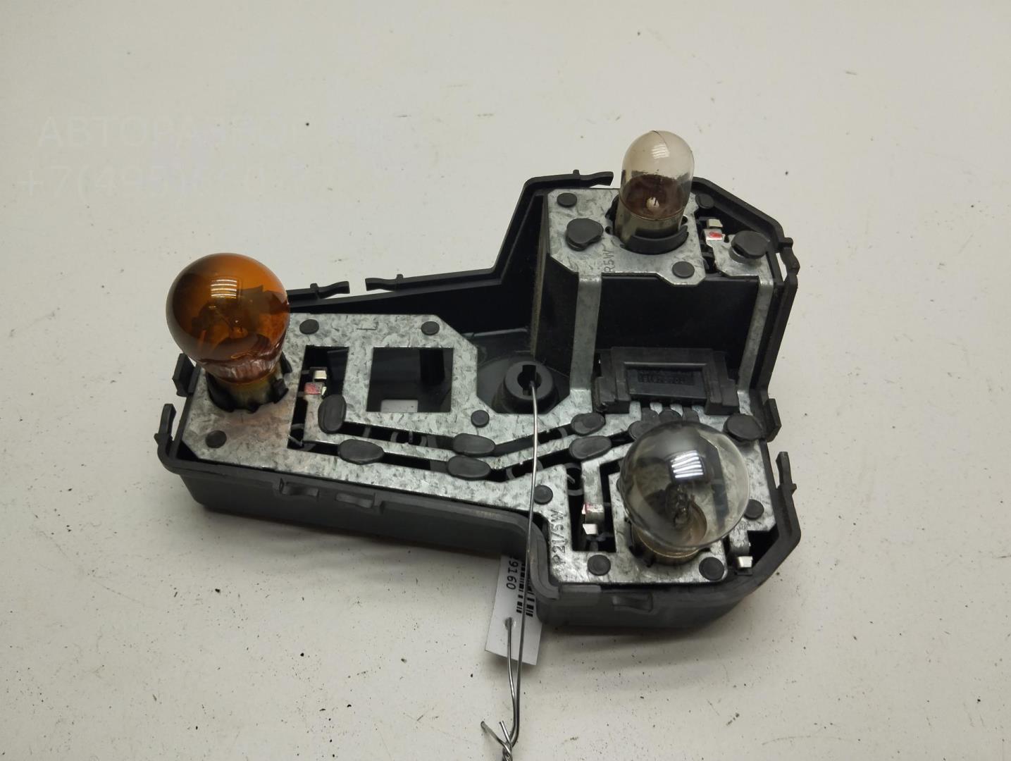 Плата заднего фонаря левого