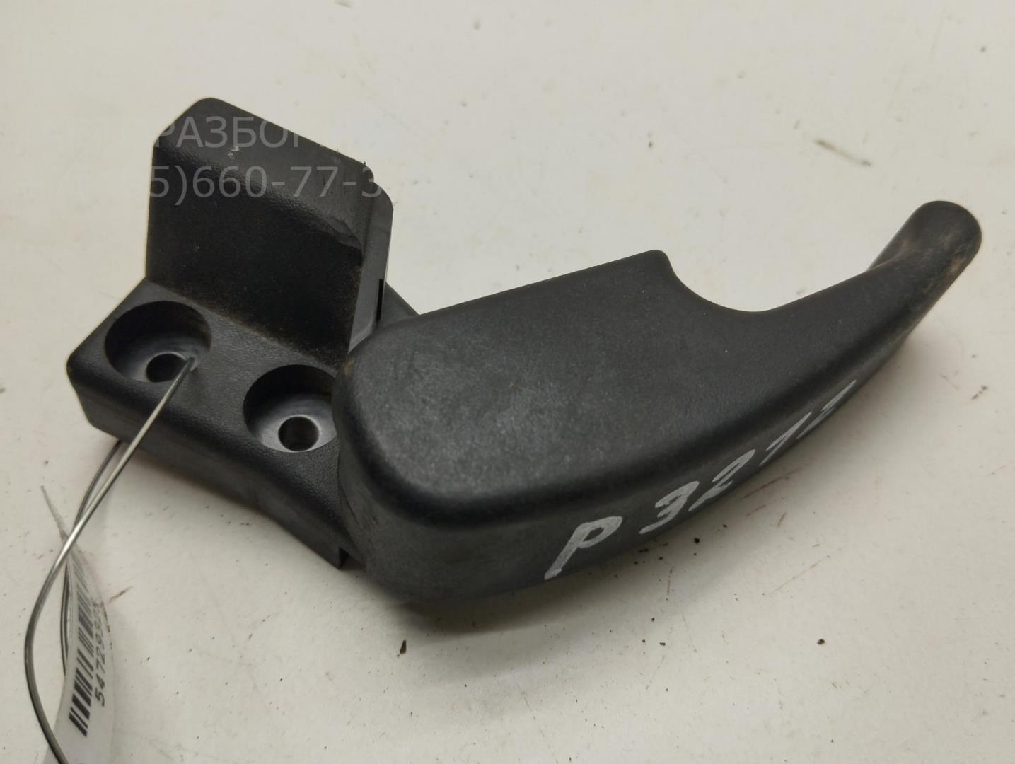 Ручка открывания капота