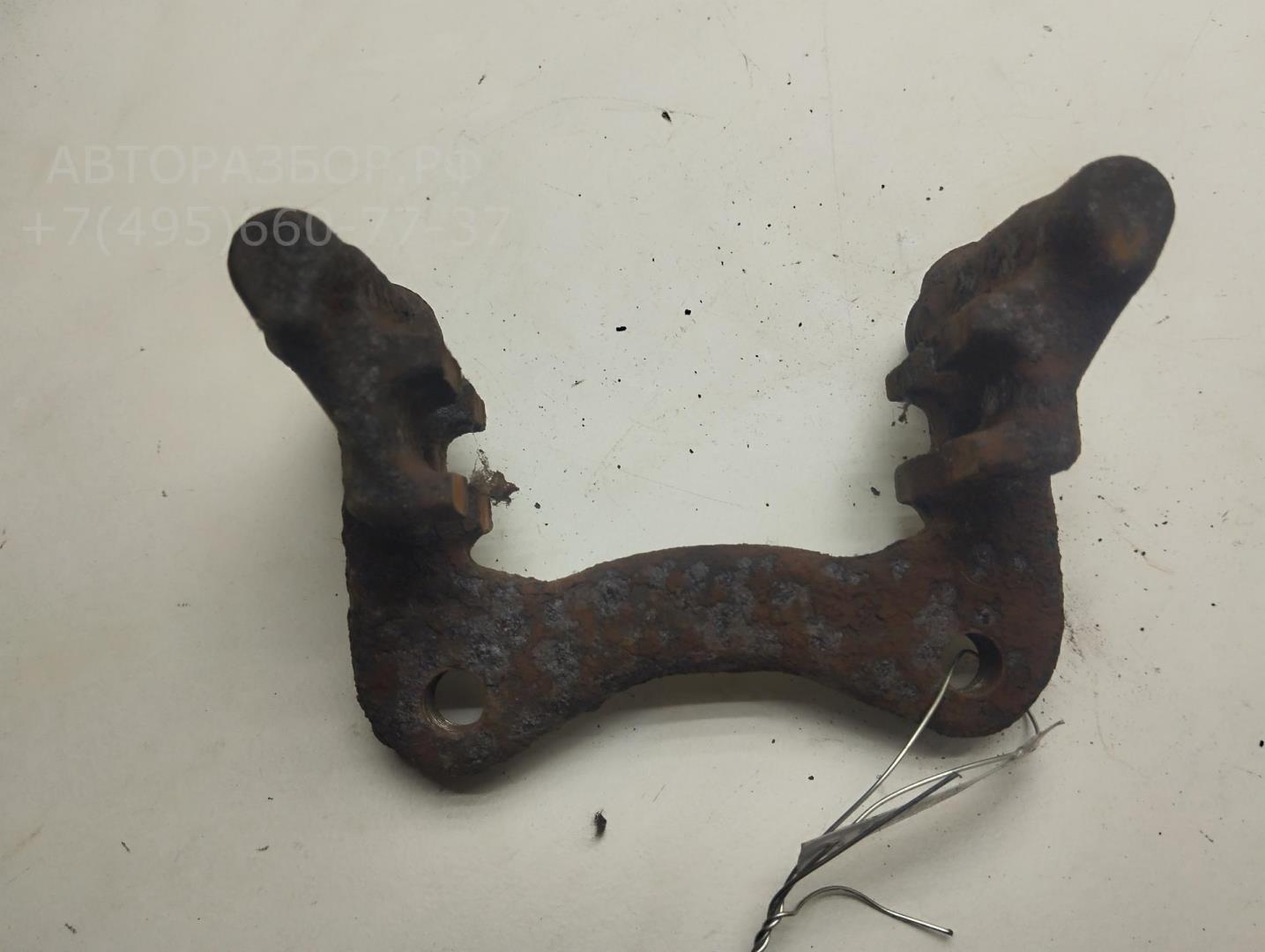 Скоба суппорта заднего