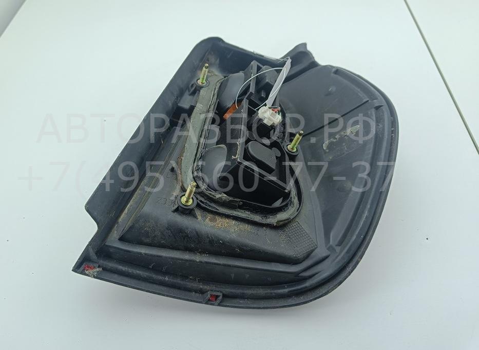 Фонарь задний левый