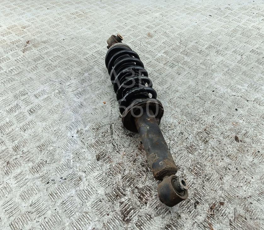 Амортизатор задний правый