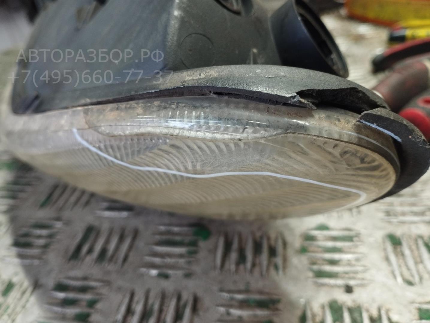 Фара правая