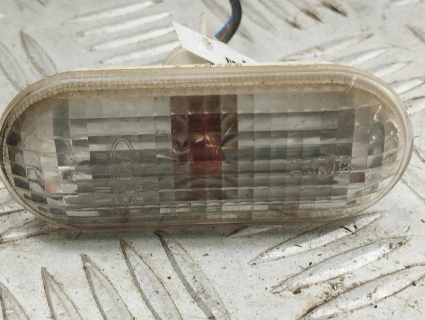 Указатель поворота левый