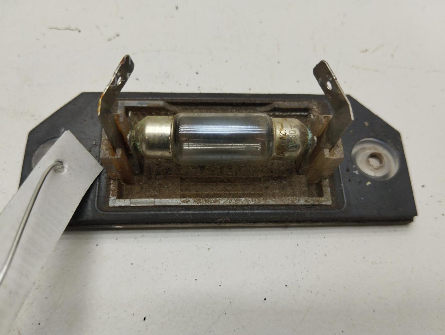 Фонарь подсветки номера