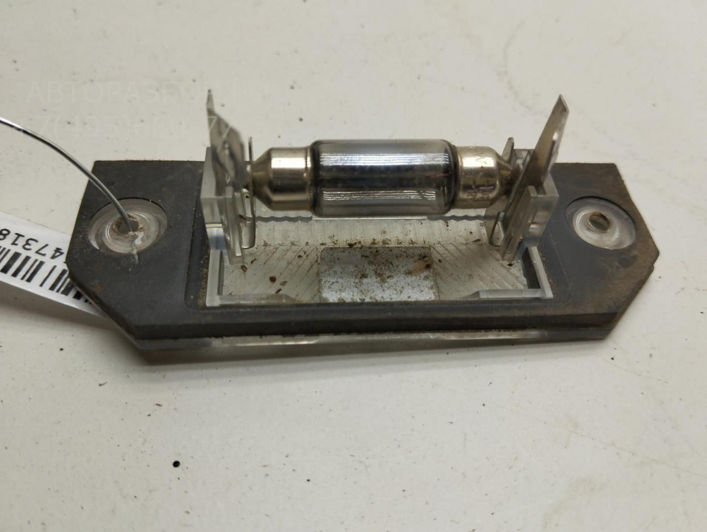 Фонарь подсветки номера