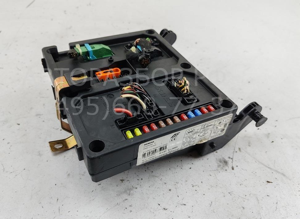 Блок предохранителей