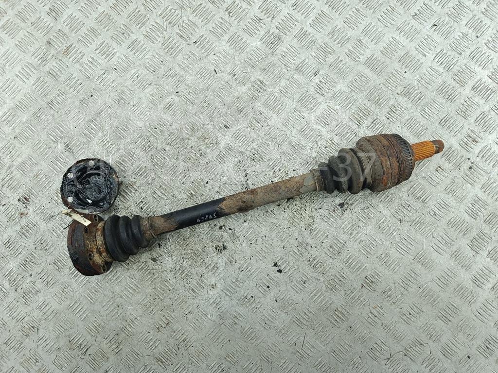 Полуось задняя