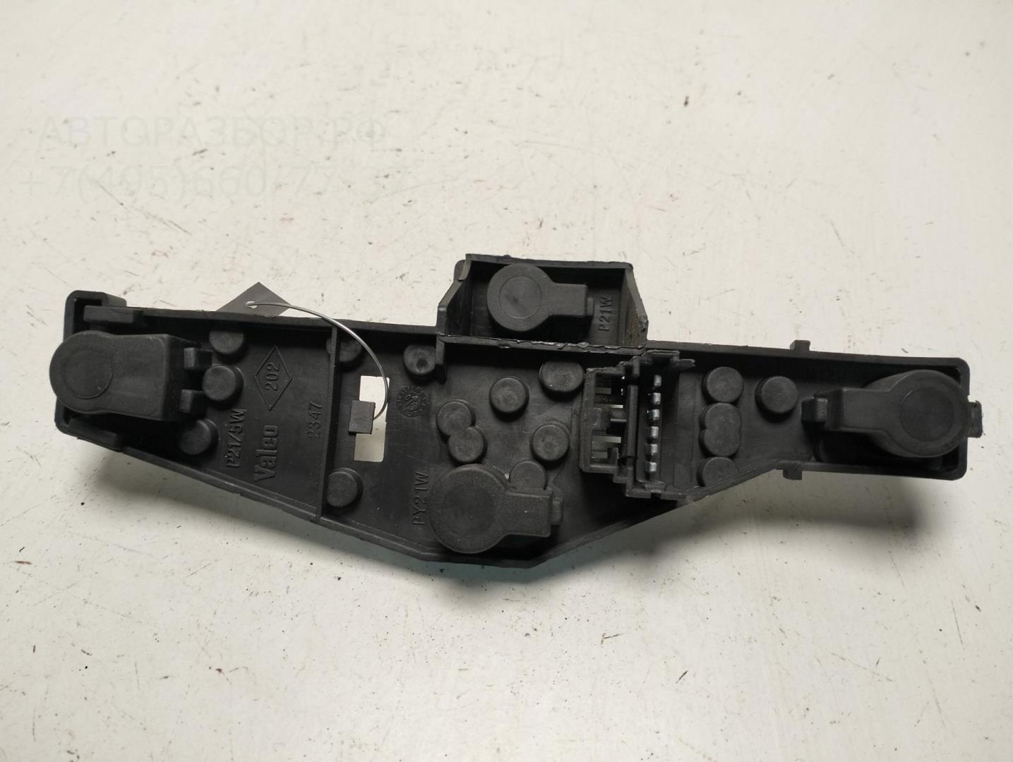 Плата заднего фонаря правого