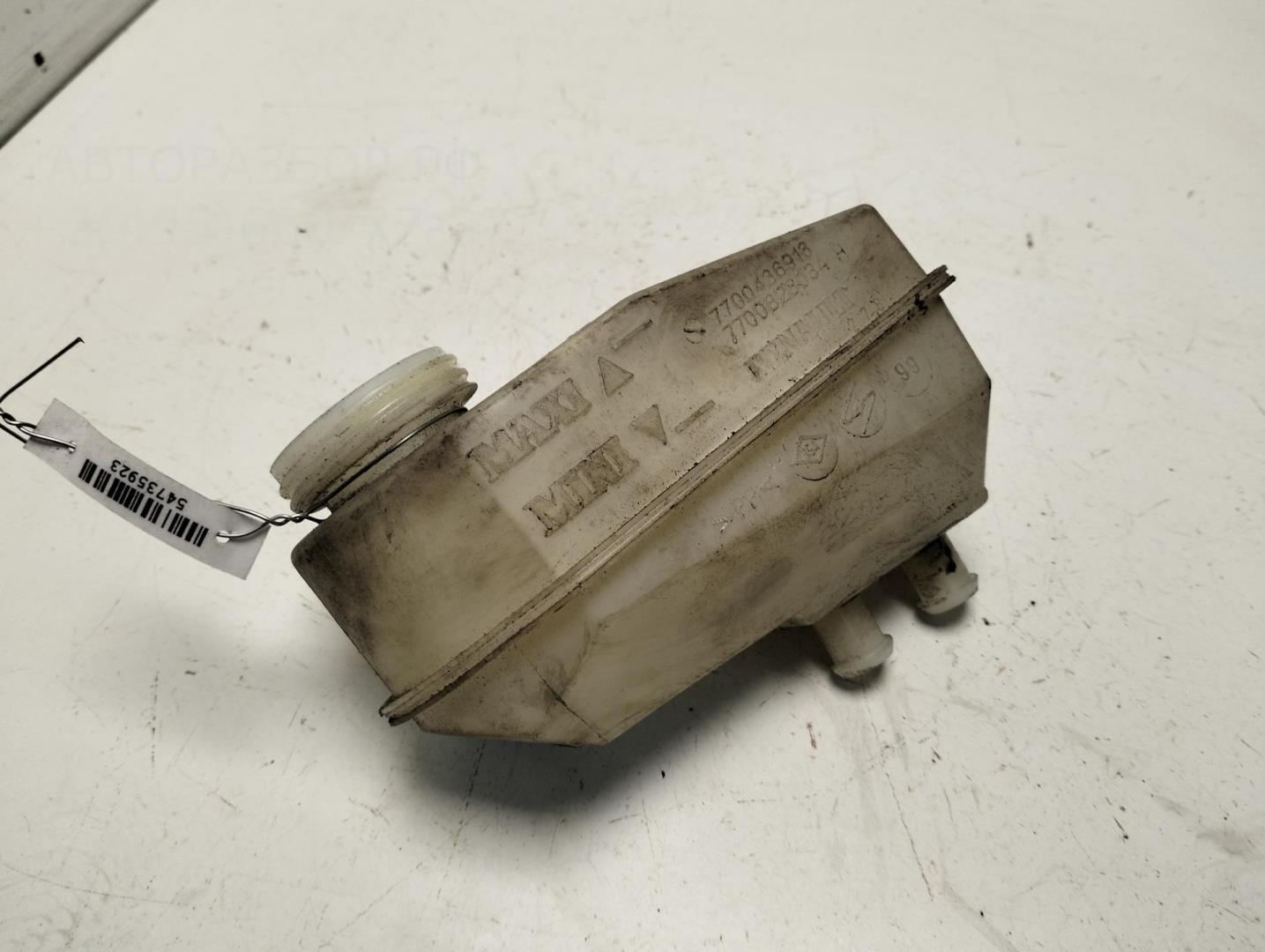 Бачок главного тормозного цилиндра