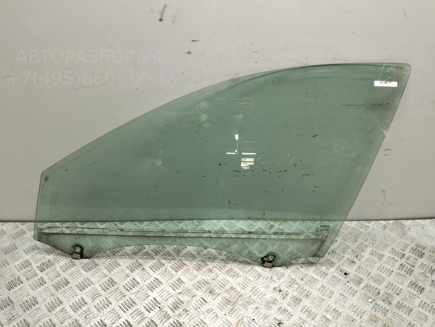 Стекло двери передней левой