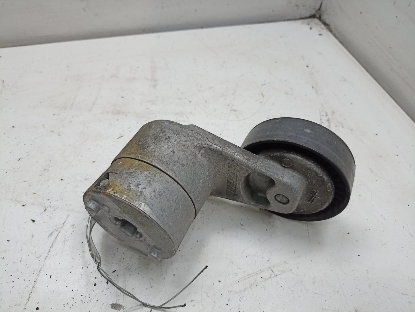 Механизм натяжения ремня ГРМ