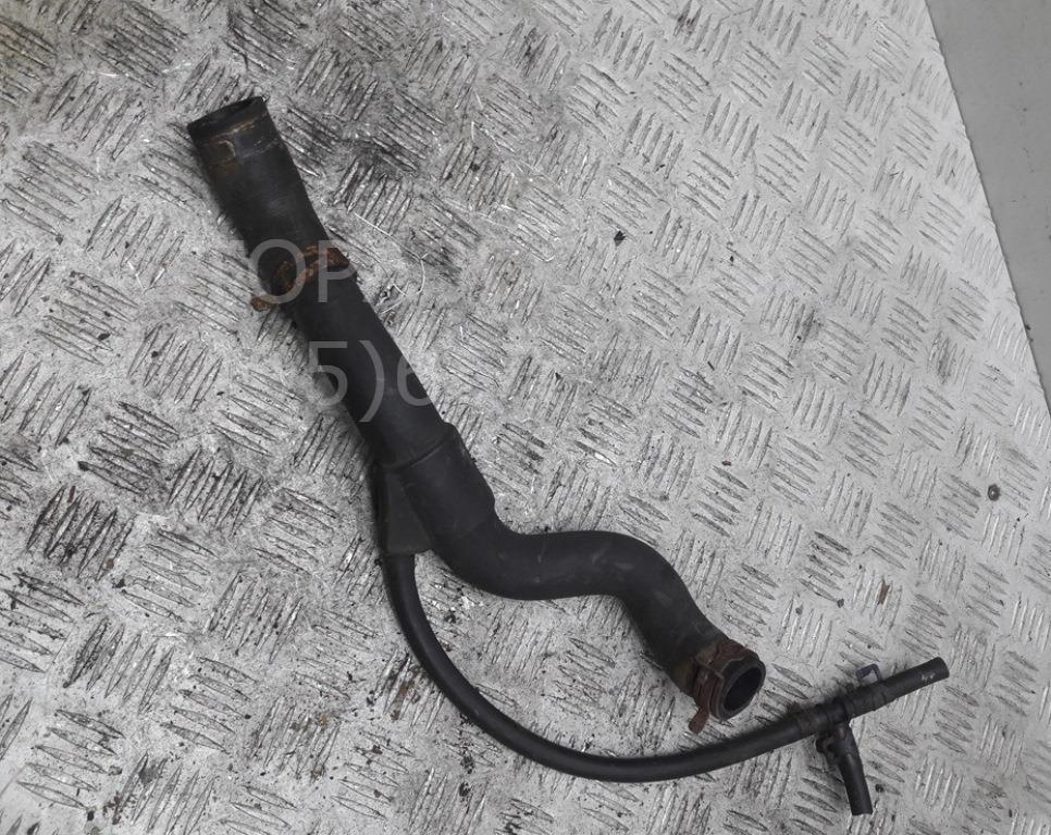 Патрубок радиатора