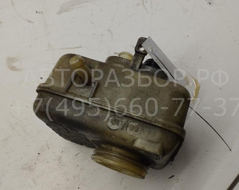 Бачок главного тормозного цилиндра