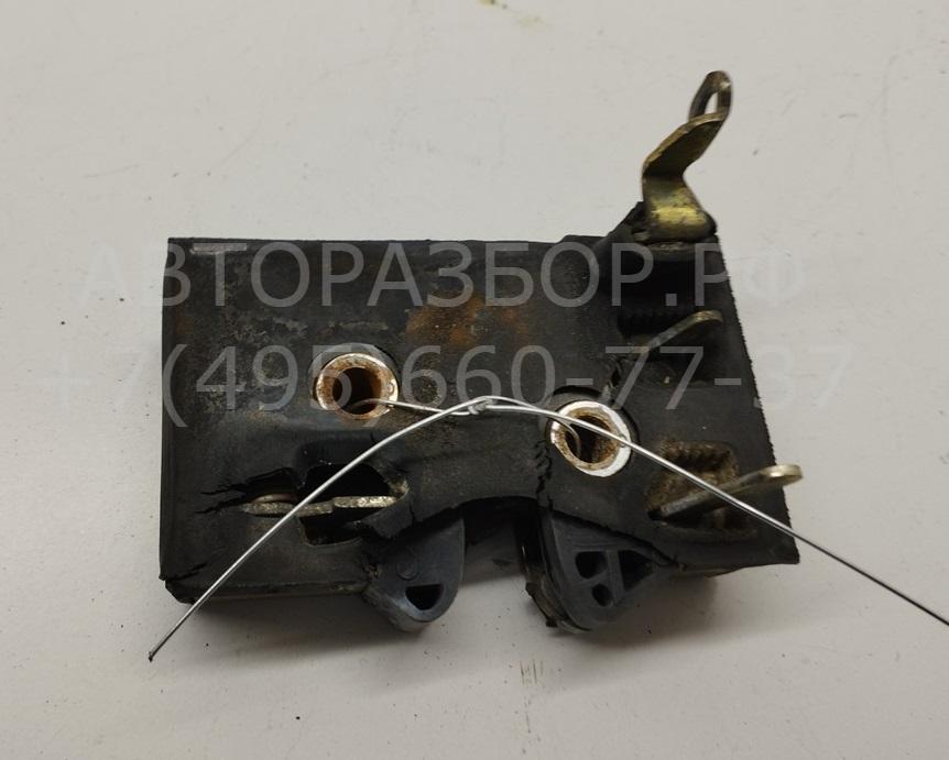 Замок двери передней правой