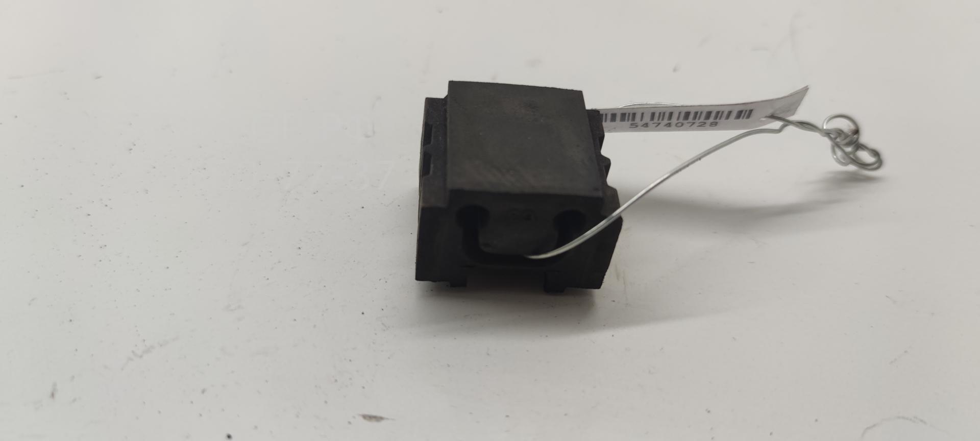 Кронштейн радиатора