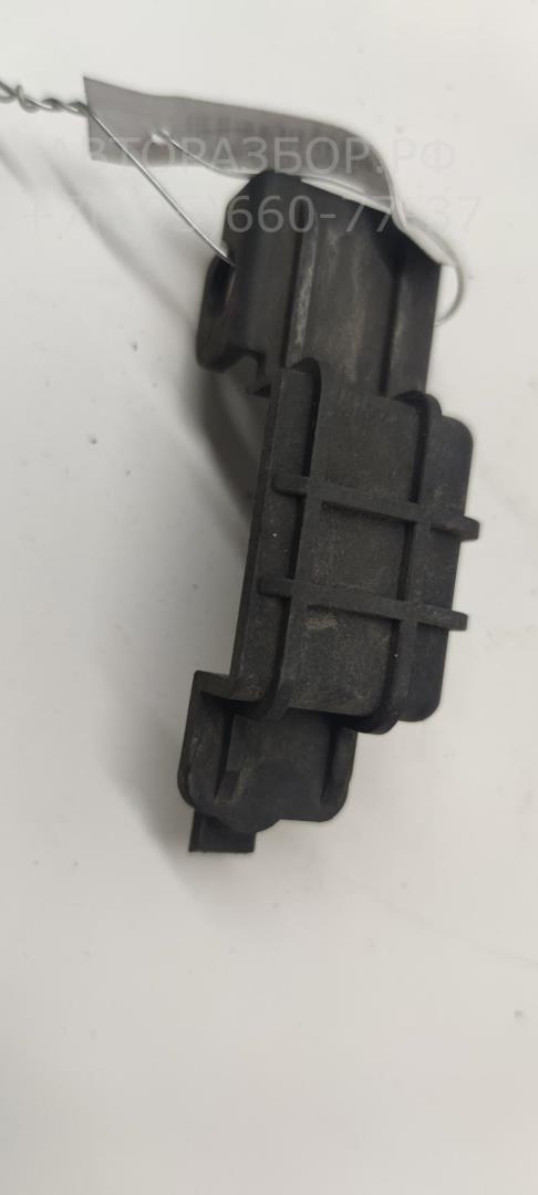 Кронштейн радиатора