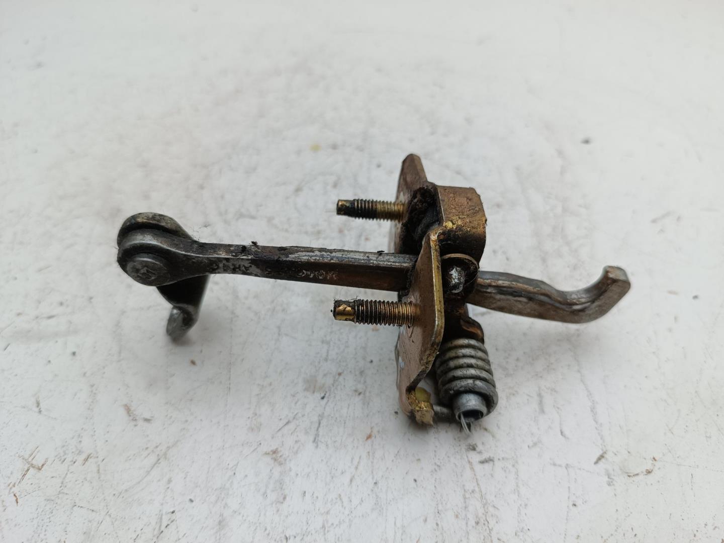 Ограничитель двери