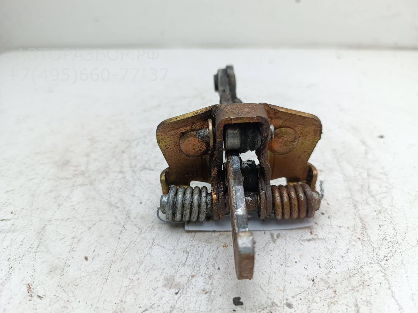 Ограничитель двери