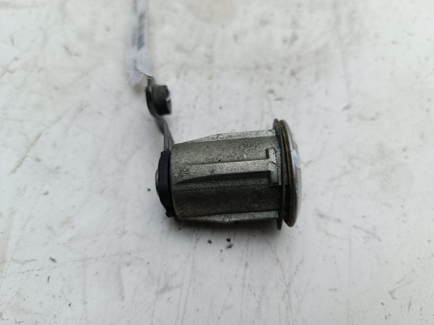 Вставка замка двери