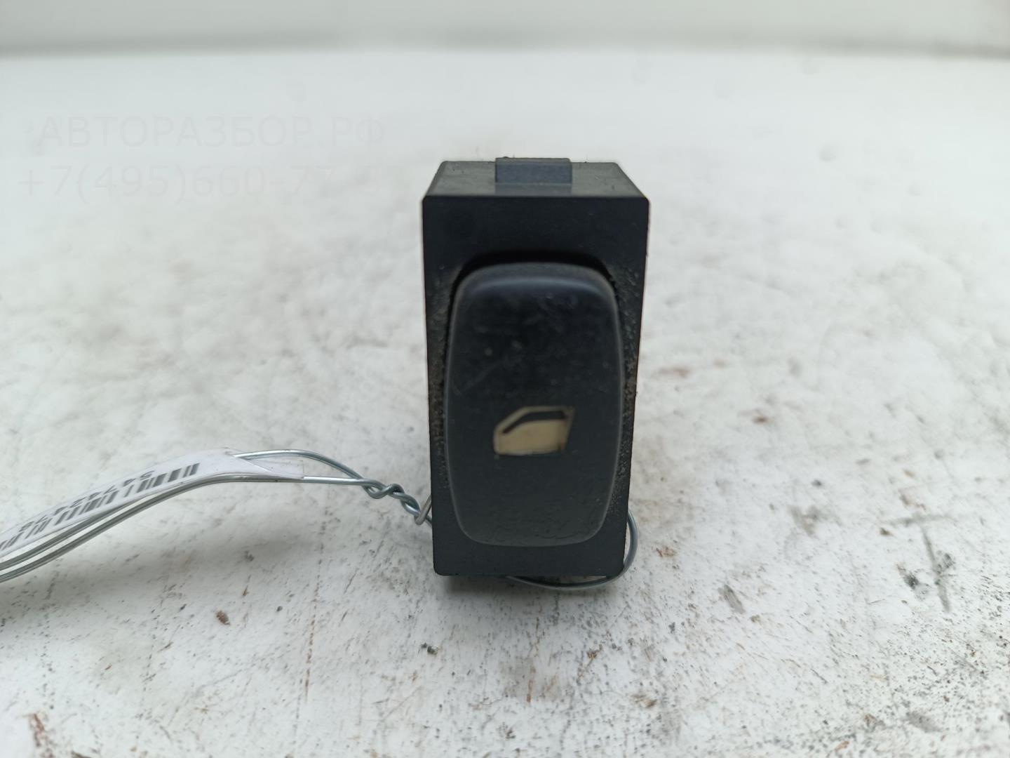 Кнопка стеклоподъемника