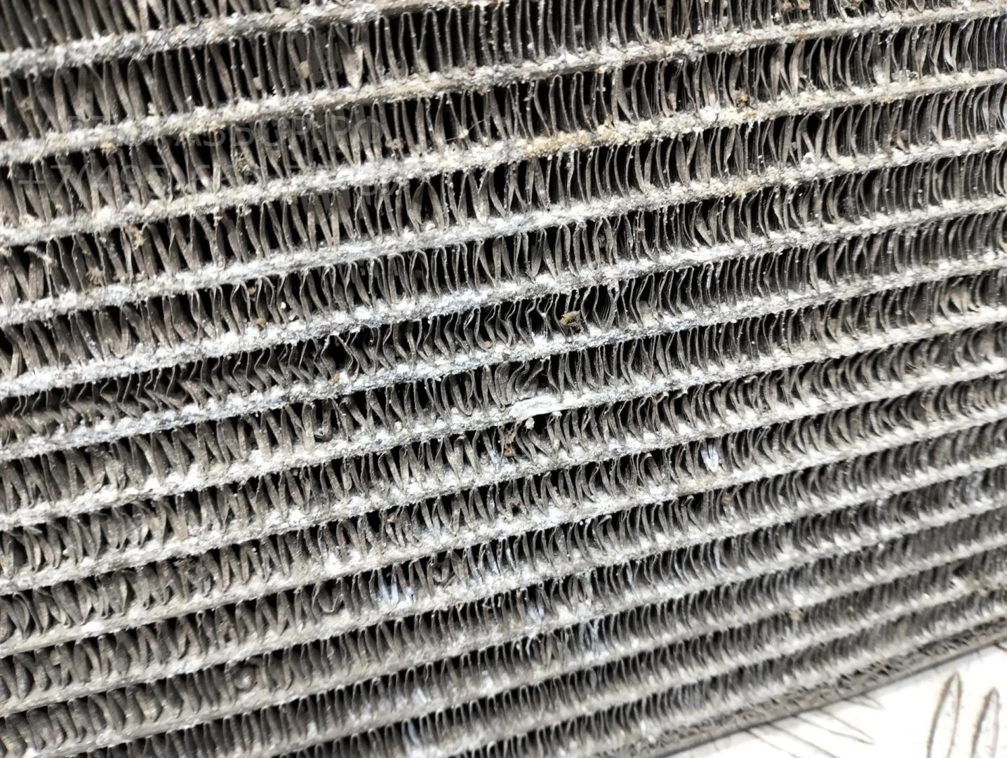 Радиатор кондиционера / конденсер