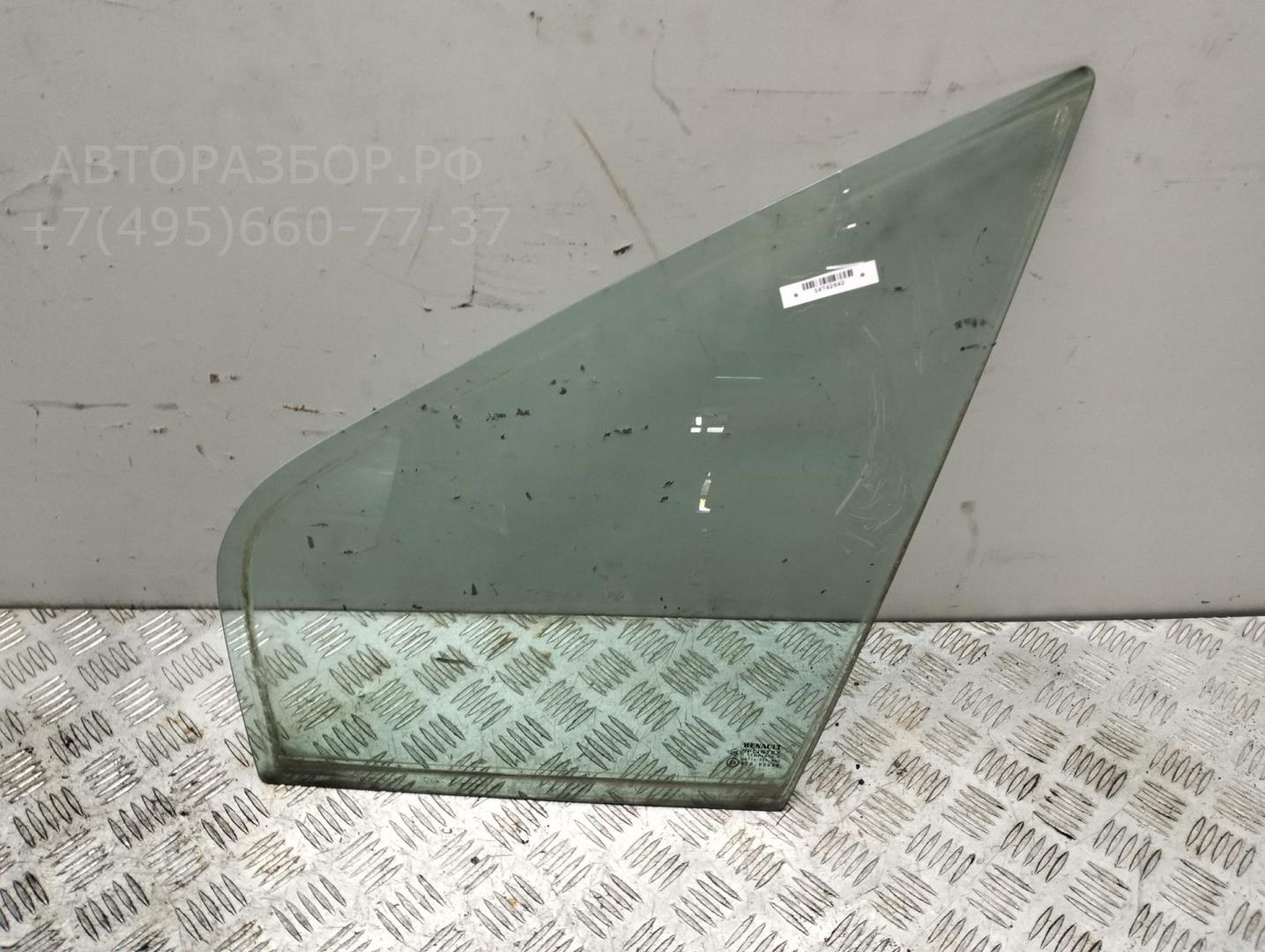 Стекло двери передней левой (форточка)