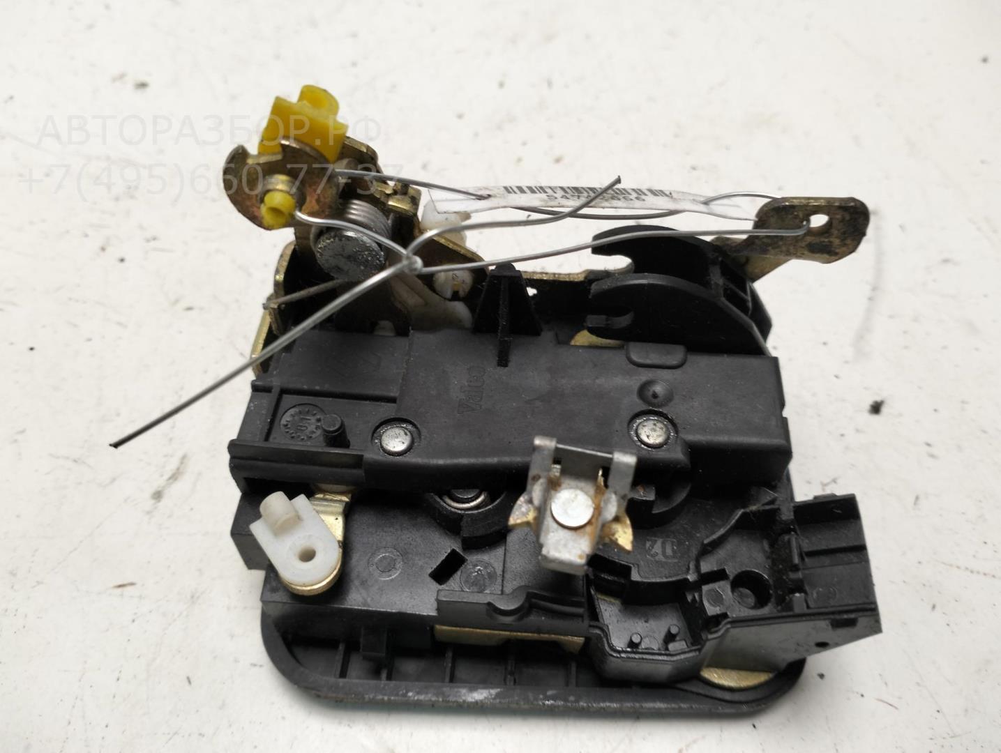 Замок двери передней правой