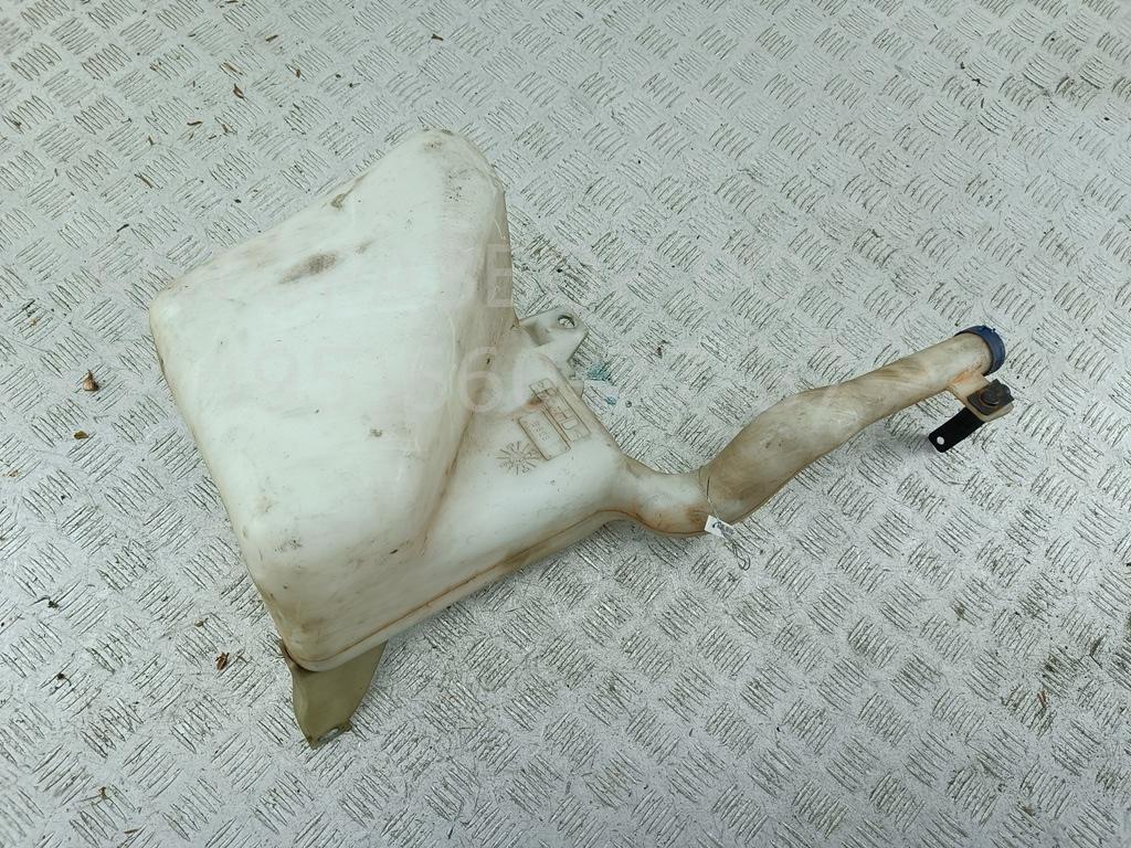 Бачок омывателя лобового стекла