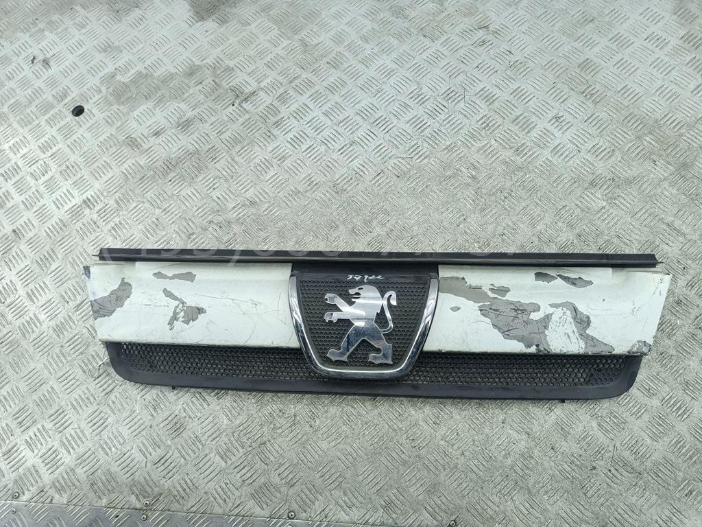 Решетка радиатора