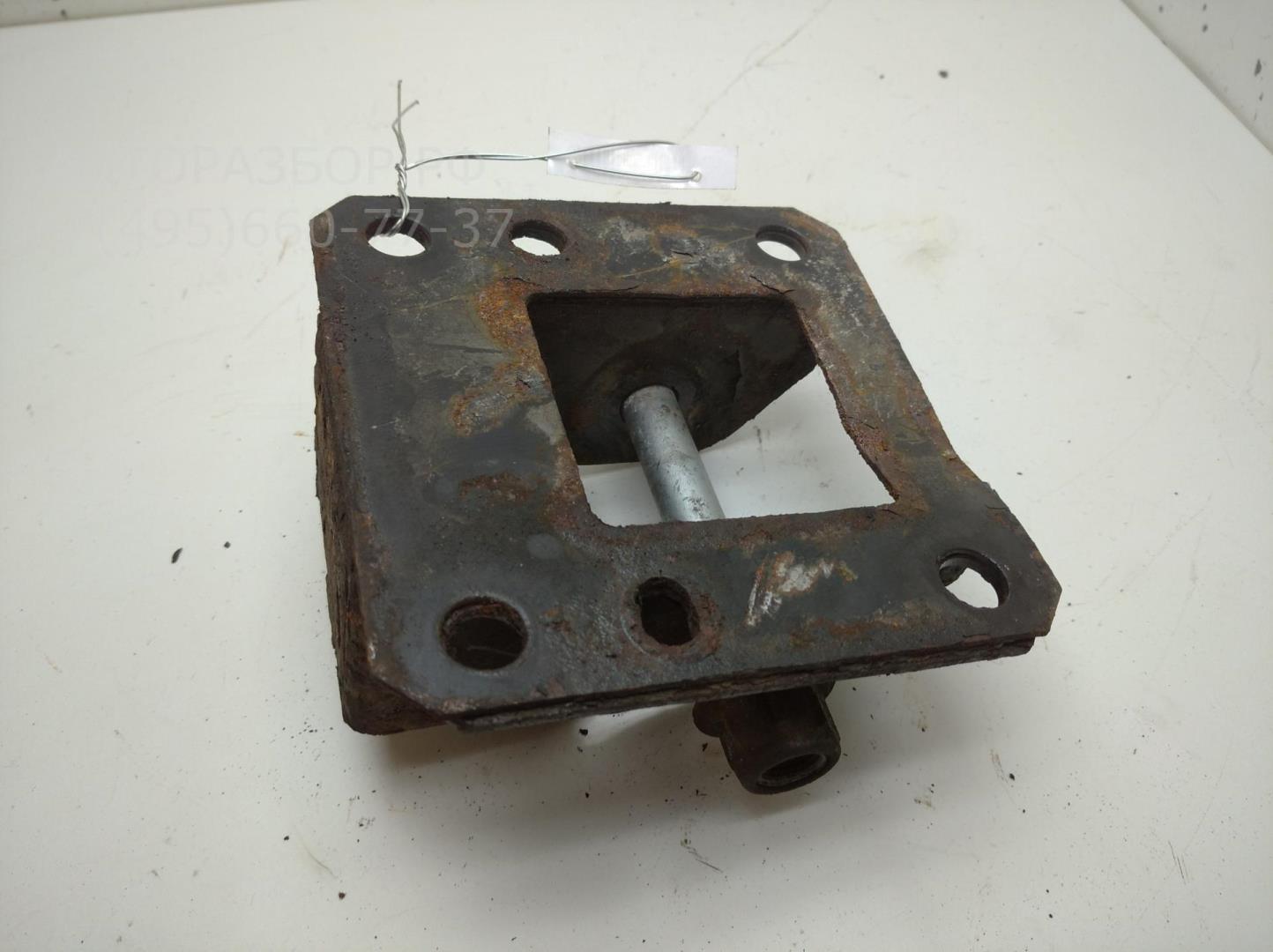 Кронштейн рессоры