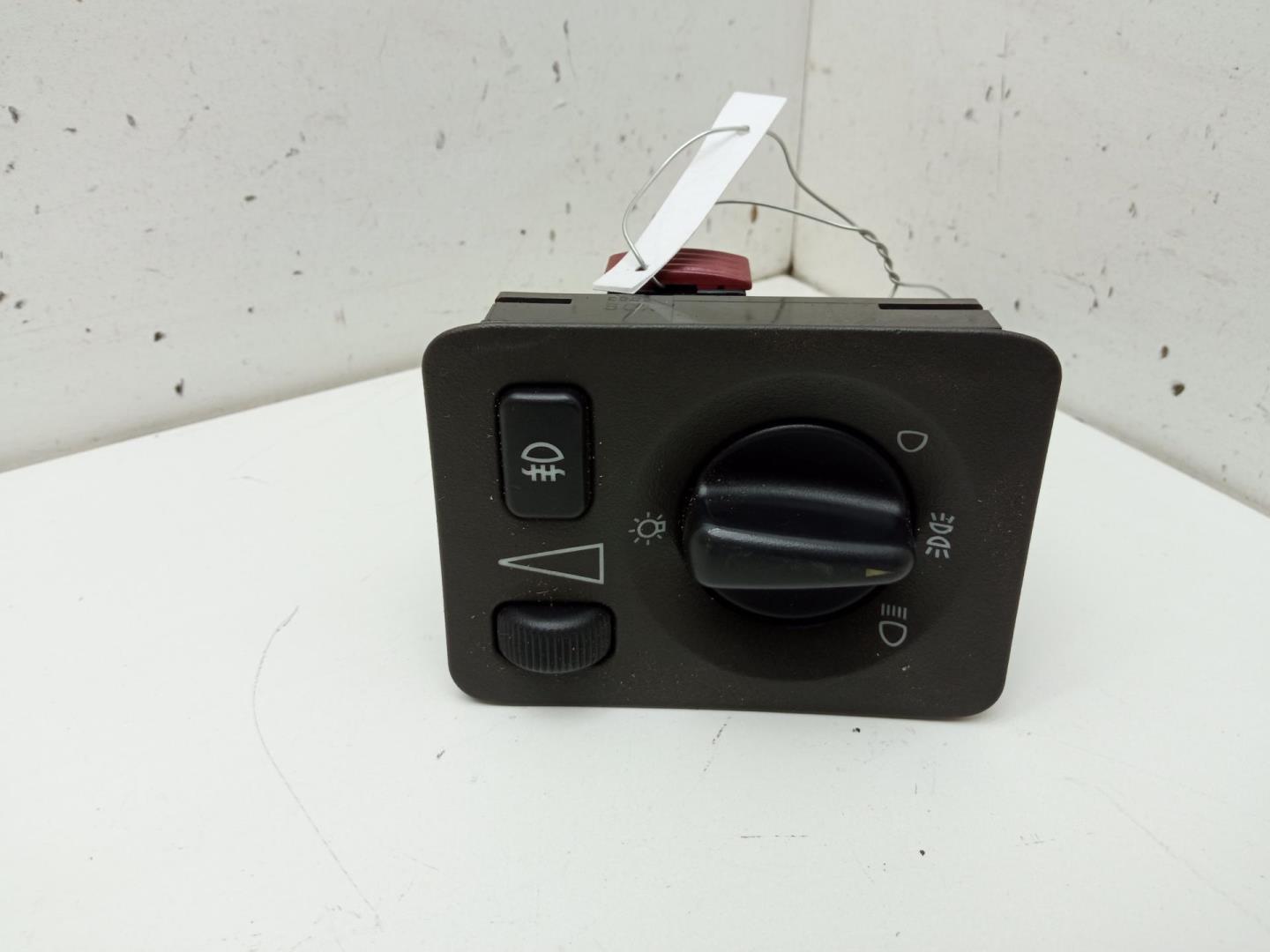 Переключатель света фар