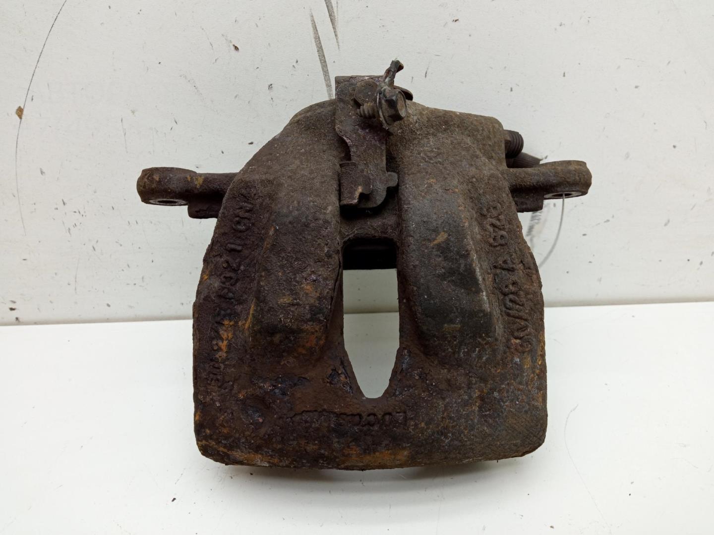 Суппорт передний левый