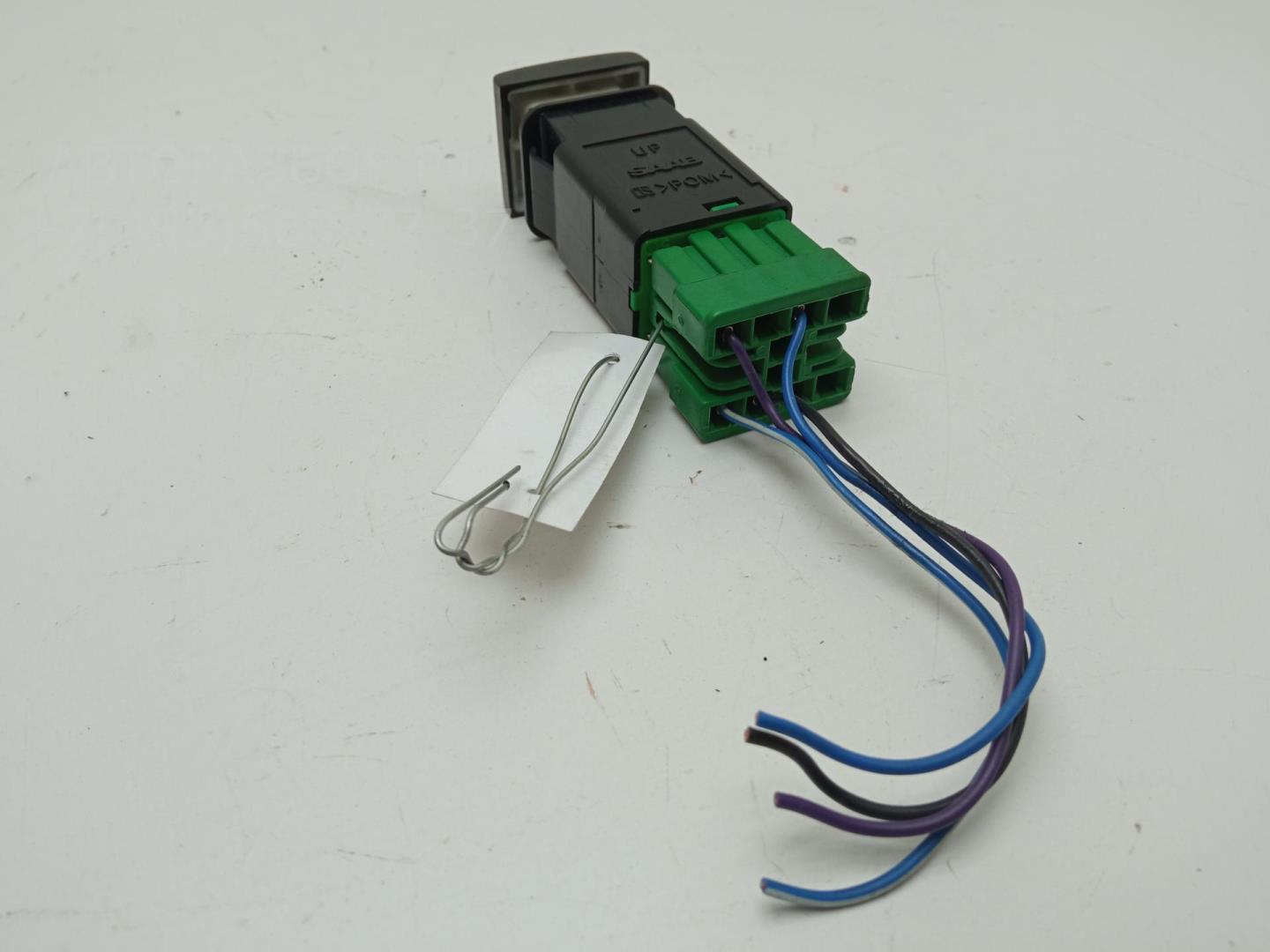 Кнопка света противотуманных фар