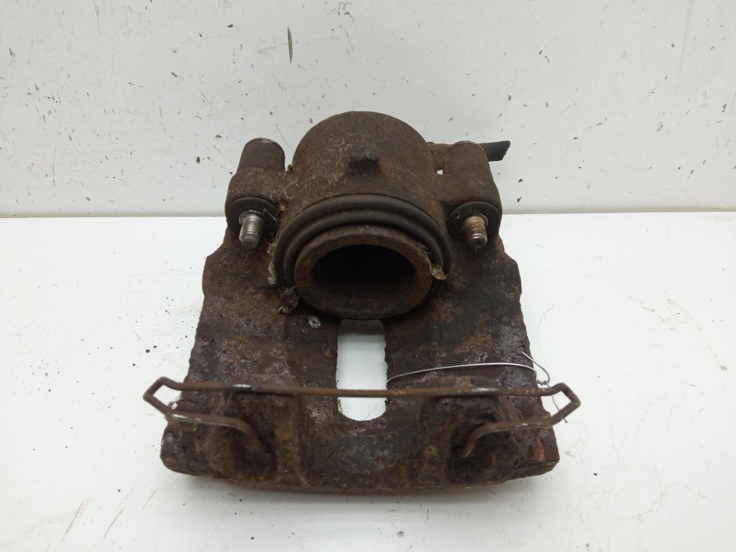 Суппорт передний правый