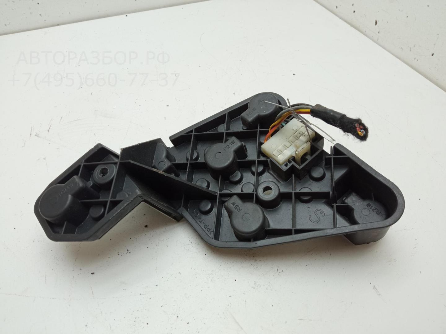 Плата заднего фонаря левого