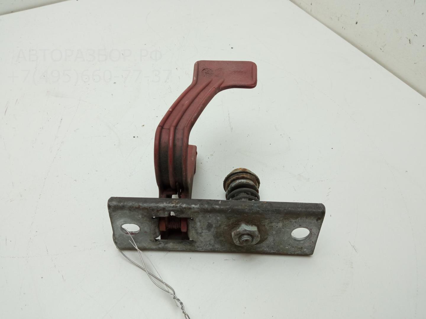 Ручка открывания капота