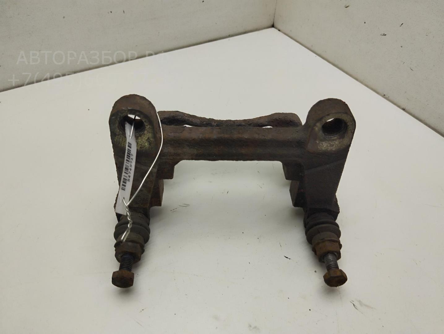 Скоба суппорта заднего