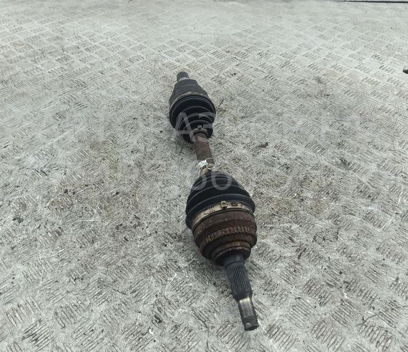 Полуось передняя левая