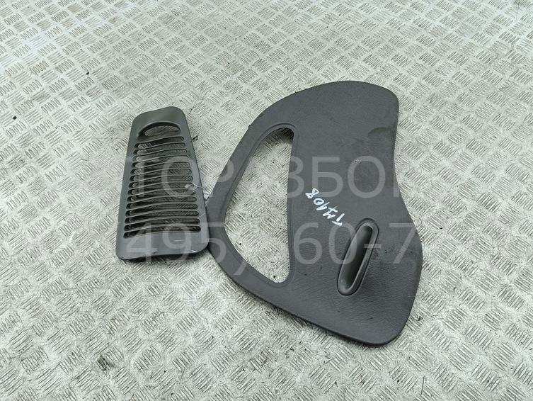 Обшивка багажника